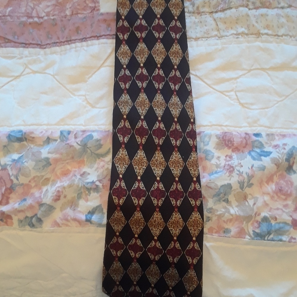 Tie